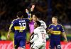 La lupa sobre la roja a Andrés Gómez en Boca-Vasco Da Gama: dos amarillas en cinco segundos y empujón al juez