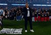 Las lágrimas de Messi y Scaloni durante la emocionante interpretación del himno del ex combatiente Fabio Santana, con la bandera de Malvinas al lado