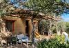 Luz, bombera voluntaria y dueña de un eco-glamping en las sierras de Córdoba: “Cualquier paso pequeño para cambiar es parte del camino”