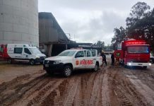 Santa Fe: un operario cayó en un pozo de tres metros, quedó gravemente herido y fue rescatado