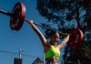 Se hizo viral a los 12 años al caerse mientras levantaba pesas y hoy es campeona sudamericana con más de un millón y medio de seguidores