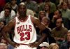 Subasta histórica: vendieron una camiseta de Michael Jordan en una cifra millonaria y estableció un nuevo récord